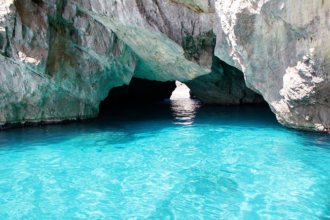 Small Group Capri Island Boat Ride with Swimming and Limoncello - Swim and snorkel time: how the best moments actually work