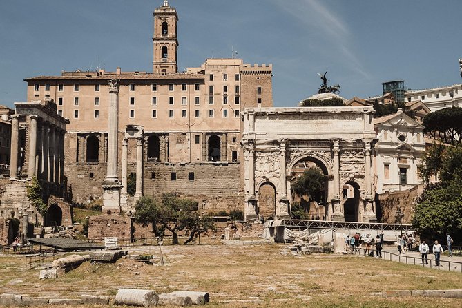 Small-Group Colosseum Tour with Roman Forum & Palatine Hill - Roman Forum: your guide turns ruins into a map of daily Rome