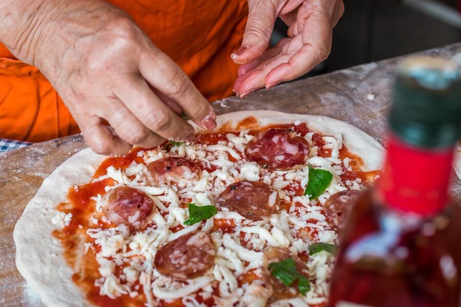 Sorrento: Pizza Making Class - Mozzarella and Olive Oil Tastings: Why You Start With Flavor