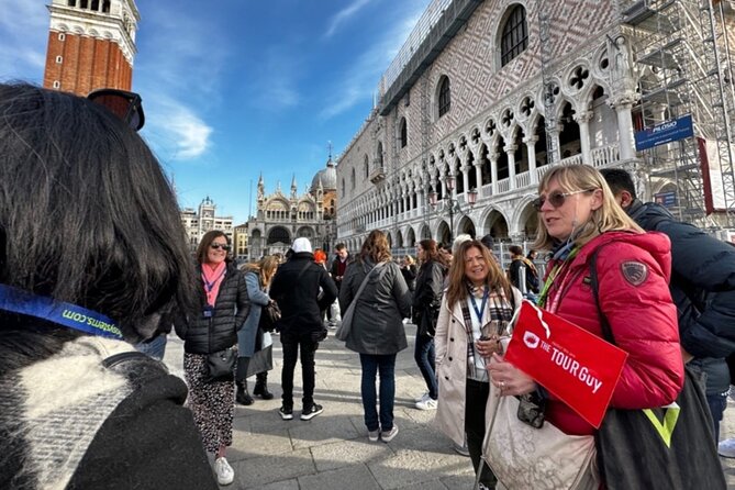 St Mark's, Doge's Palace, with Murano and Burano & Gondola Ride - Meeting point and timing: start smart near San Marco