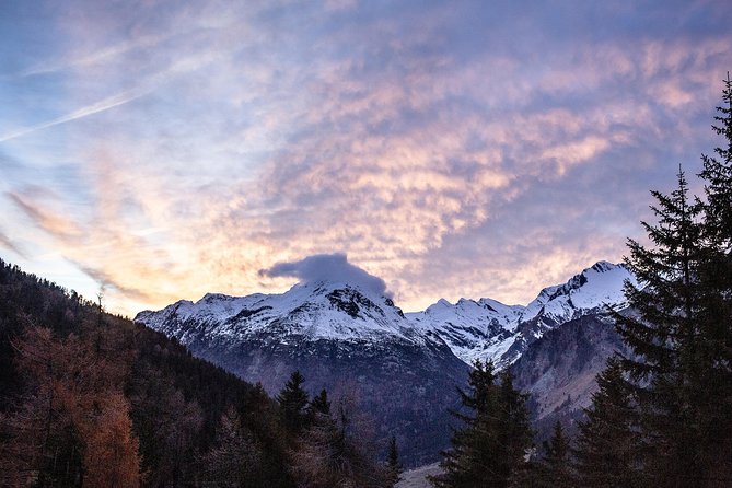 Swiss Alps Bernina Red Train and St.Moritz Tour from Milan - St. Moritz Free Time: Lake Views, Chocolate Browsing, and Quick Decisions