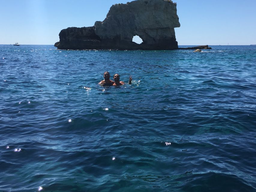 Syracuse: Boat Trip of Ortigia Island and Sea Caves - Ortigia from the Water: Sea Caves and Bridges in One Hour
