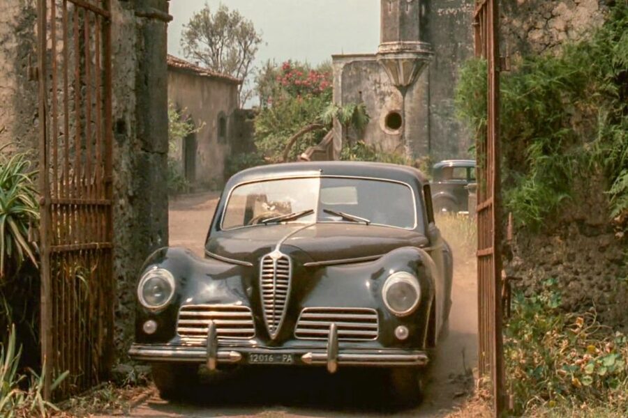 Taormina: Godfather Vs Mafia Tour with Pasta Lunch - Savoca Old Town: The Godfather Stops That Are Easy to Locate Once You’re There