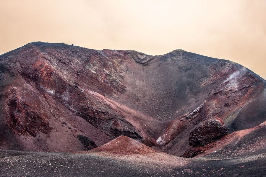 Taormina: Mount Etna Sunset Tour with Cave Visit and Tasting - Guides and Small-Group Pace: Why You Feel Looked After