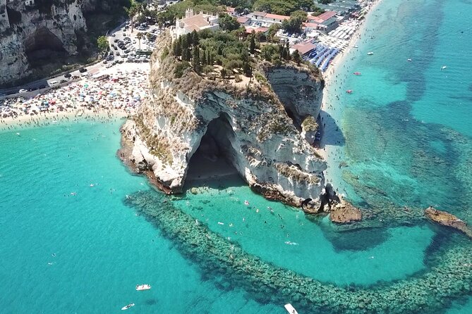 The best Boat Tour from Tropea to CapoVaticano, max 12 passengers - Speed-boat comfort, waves, and how to make the ride easier