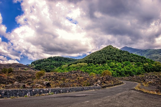 Tour Etna & Wine Tasting - Weather reality: Etna is best when you plan for the full range