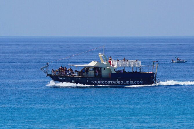 Tour of the Costa degli Dei by boat, 3 hours with aperitif included - Aperitivo on Board: Bruschetta and White Wine Without the Long Wait
