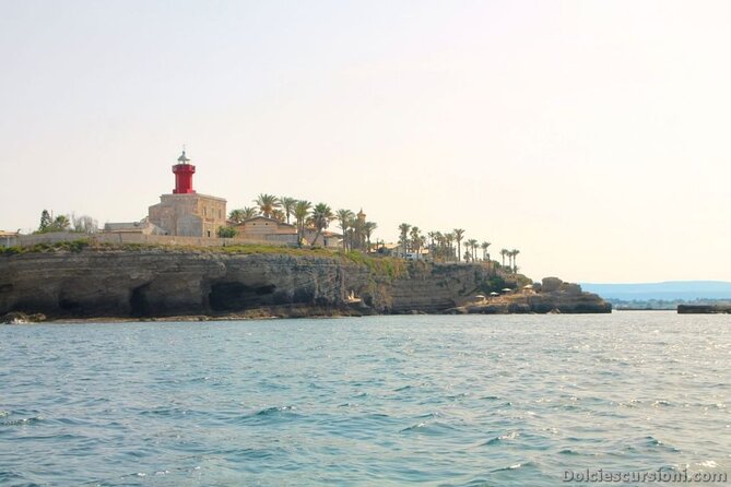 Tour of the island of Ortigia and exploration of sea caves with baths. - Syracuse sea caves: what you will see, plus why conditions change the plan