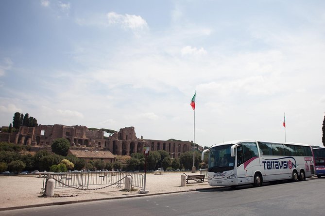Transfer Rome center - Fiumicino airport - Getting your ticket exchanged smoothly