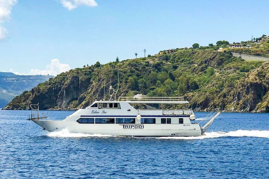 Tropea: Lipari, Panarea, and Stromboli Boat Tour by Night - Key tour highlights you will feel right away