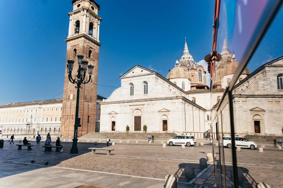 Turin: Hop-on Hop-off Bus Tour with 24 or 48-Hour Ticket - Stop timing and what to do when you want more time