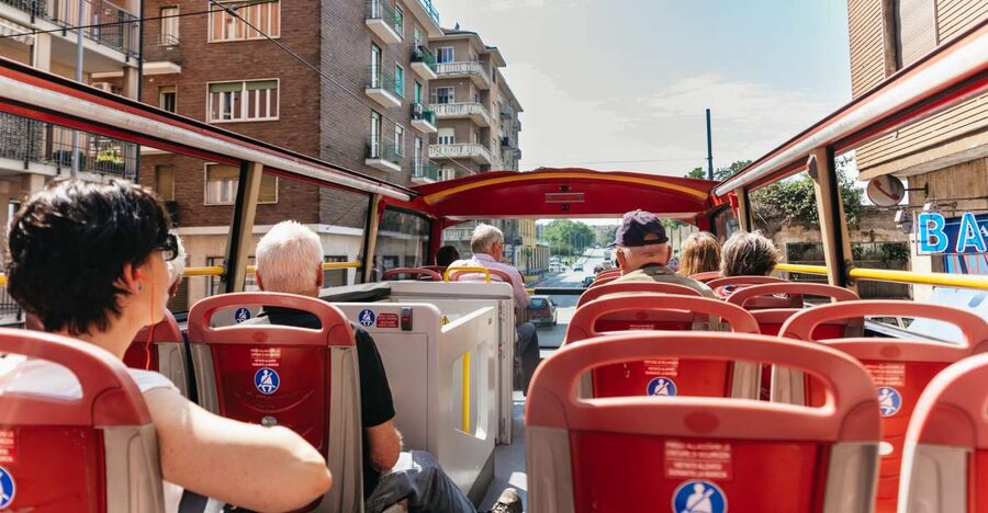 Turin: Hop-on Hop-off Bus Tour with 24 or 48-Hour Ticket - The Red Line city center loop (Piazza Castello to Parco del Valentino)