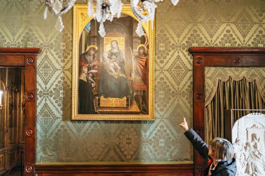 Turin: Royal Palace Entry Ticket and Guided Tour - Should you book this Turin Royal Palace guided tour?