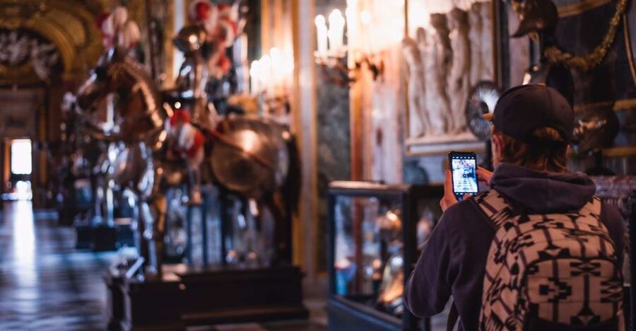 Turin: Savoy Royal Palace Small Group Guided Tour - Skip-the-line tickets, what you gain (and what you still do)