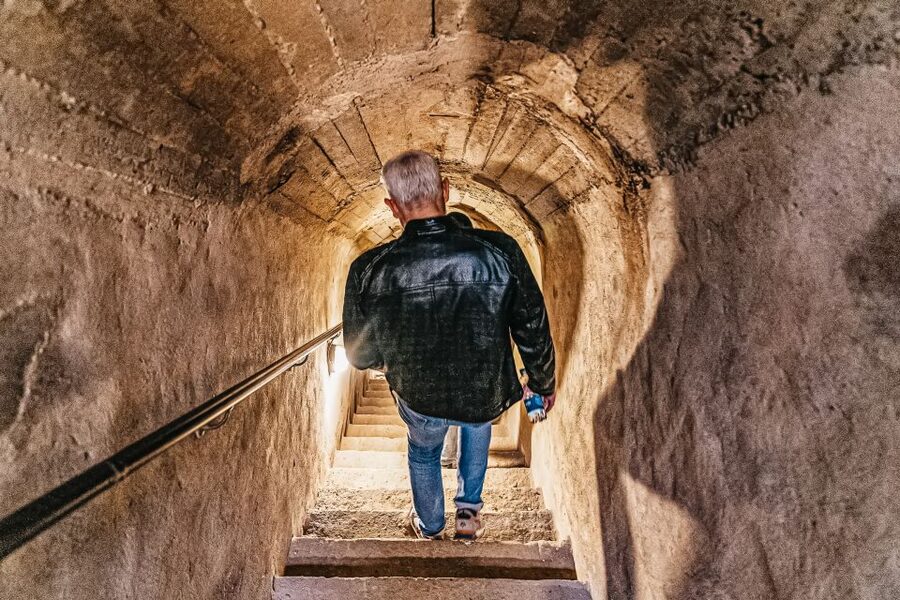Turin: Underground Tunnels Guided Tour - Descending About 50 Feet: What That Changes About the City