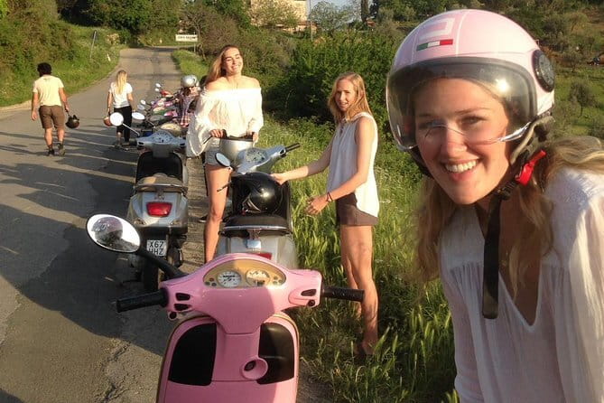 Tuscany Vespa Tour: Lunch & Wine Tasting, Countryside Roads - The Vespa lesson: what you get before you join real roads
