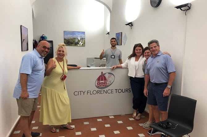 Uffizi Gallery Small Group Tour with Guide - Masterpieces you should expect, Botticelli, Da Vinci, Raphael