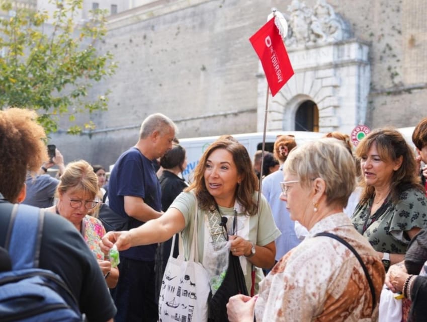 Vatican Museums and Sistine Chapel Entry Ticket - Cloakroom, dress code, and what you can bring