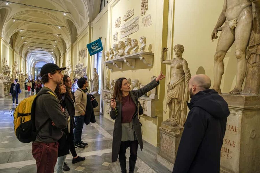 Vatican Museums & Sistine Chapel Guided Tour - Museo Pio Clementino: where you’ll see sculpture like it was built for drama