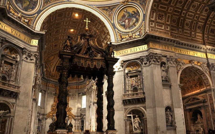 Vatican Museums, Sistine Chapel & St Peter's Basilica Tour - Vatican Museums route: from the Pigna courtyard to the big name rooms