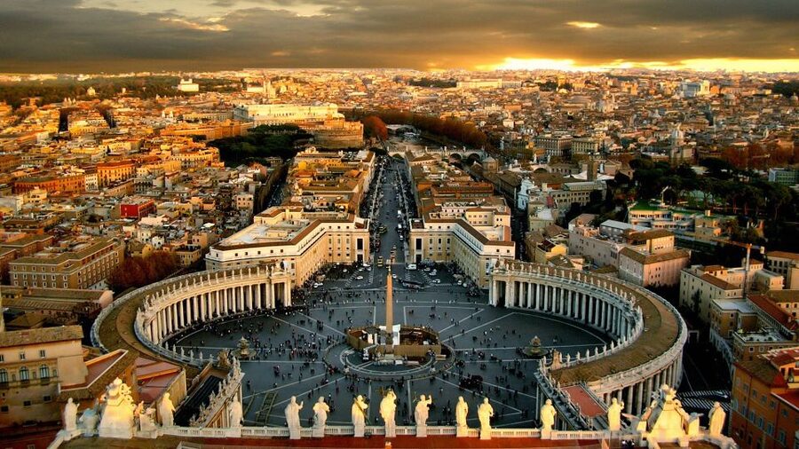 Vatican Museums, Sistine Chapel & St Peter's Basilica Tour - Sistine Chapel: how to get meaning from a short 20-minute window