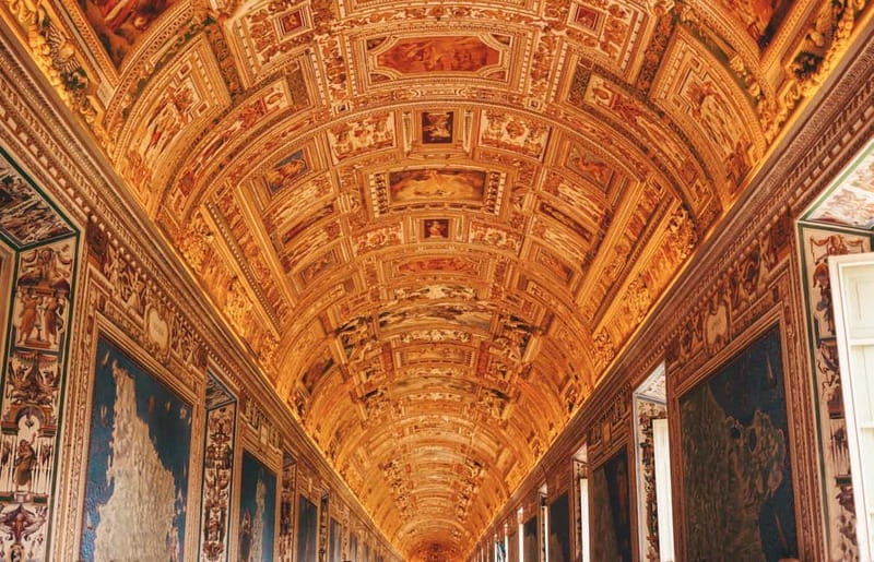 Vatican Museums, Sistine Chapel & St. Peter's Square Tour - Key Things You’ll Notice on This Tour