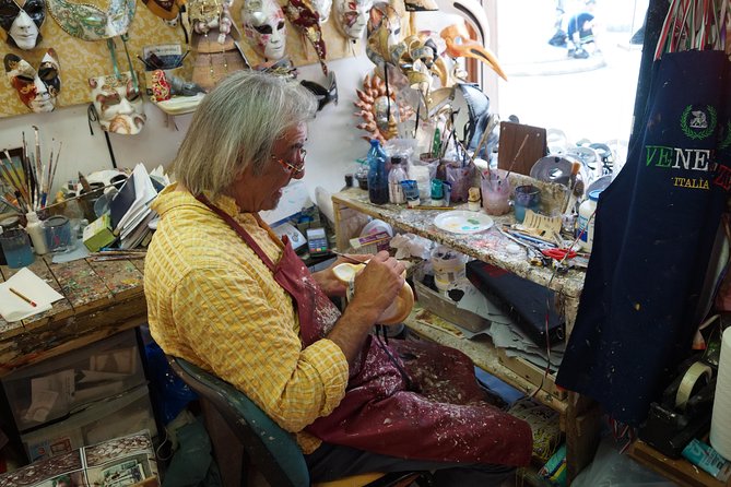 Venetian Carnival Mask Making Class in Venice, Italy - Timing Your Class With St Mark’s Square and the Water Streets