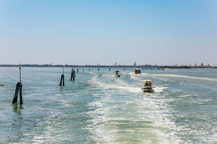 Venice: Burano, Torcello & Murano Boat Tour w/Glassblowing - Murano glassblowing: demonstration, factory visit, and the 10% shop discount