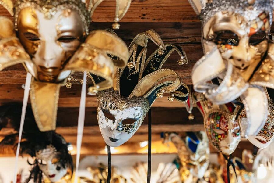 Venice: Carnival Mask Workshop - The Carnival context: why Venetians wore masks, and what it meant