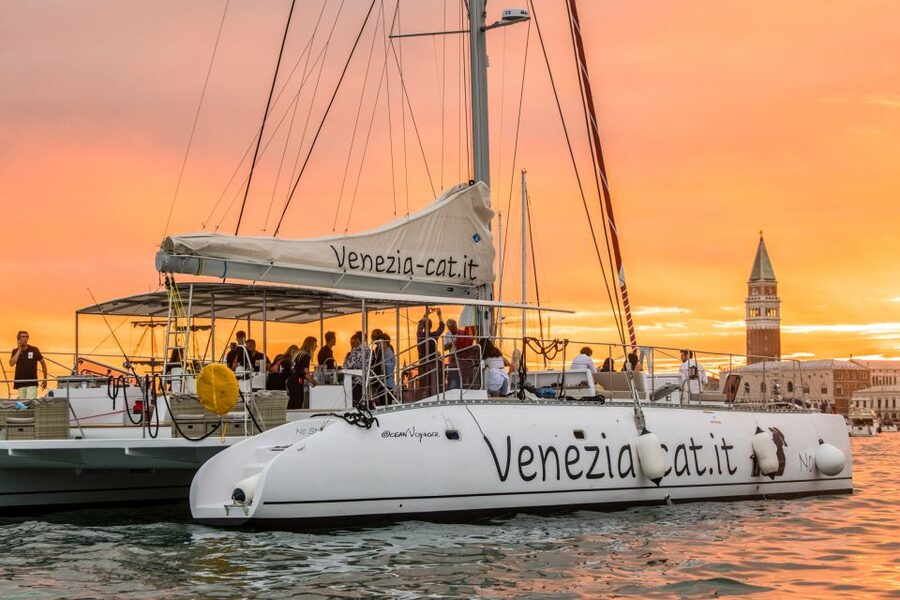 Venice: Catamaran Sunset Jazz Cruise with Aperitivo - From Riva dei Sette Martiri to the Jazz on the Lagoon