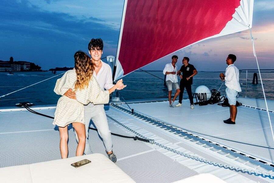 Venice: Catamaran Sunset Jazz Cruise with Aperitivo - What the 90 Minutes Actually Feels Like