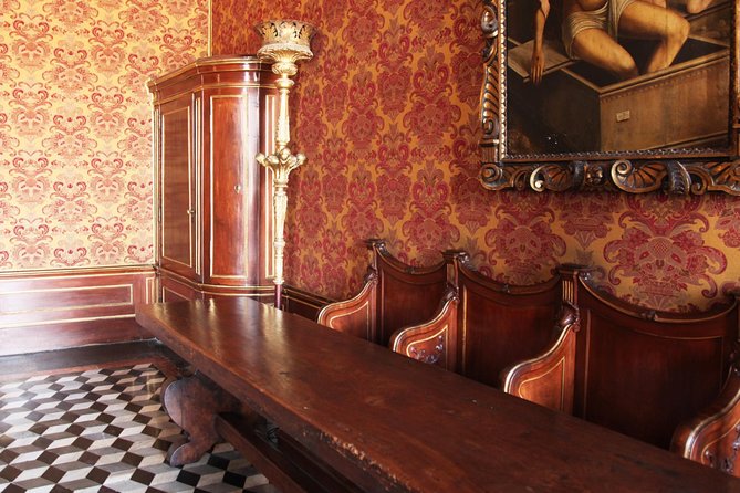 Venice: Doge’s Palace Prisons & Secret Itineraries Guided Tour - The New Prison (Palazzo delle Prigioni): self-paced cells after the guided portion