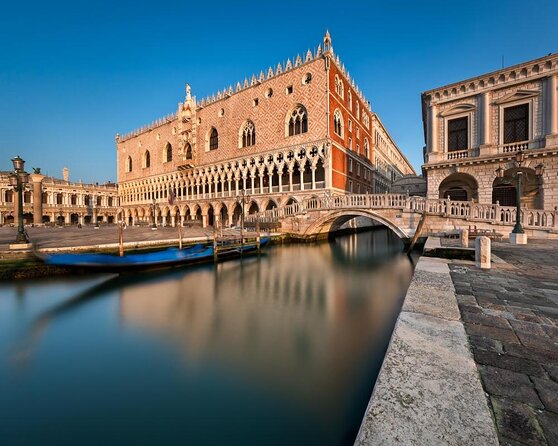 Venice Doge's Palace & Prisons Tour - Getting there: Royal Gardens meeting point and the St Mark’s Square shortcut