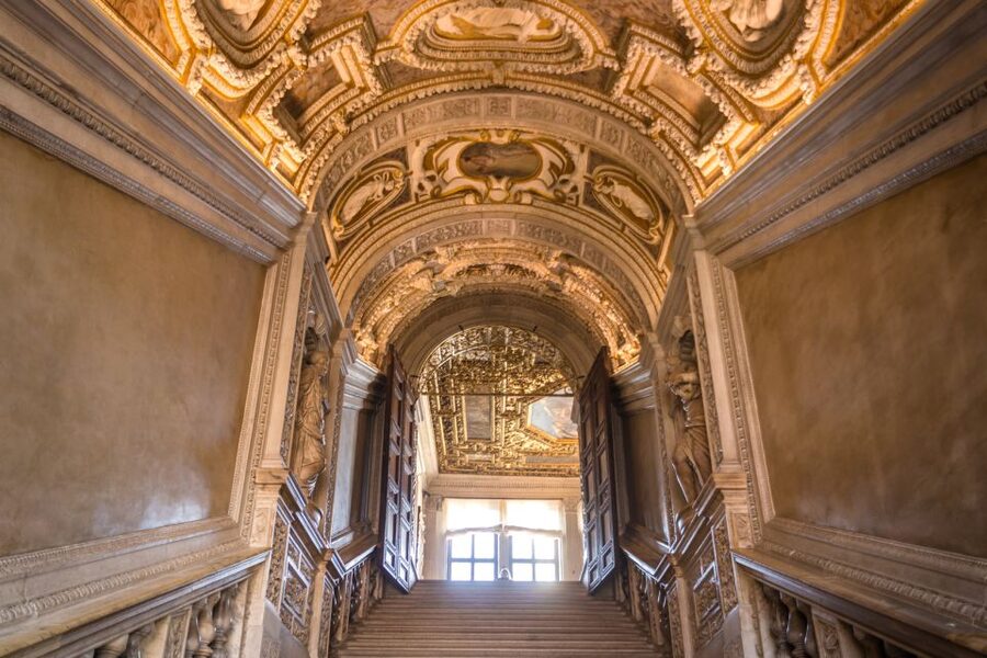Venice: Doge's Palace Skip-the-Line Ticket with Guidebook - The meeting point and the ticket swap can make or break your morning