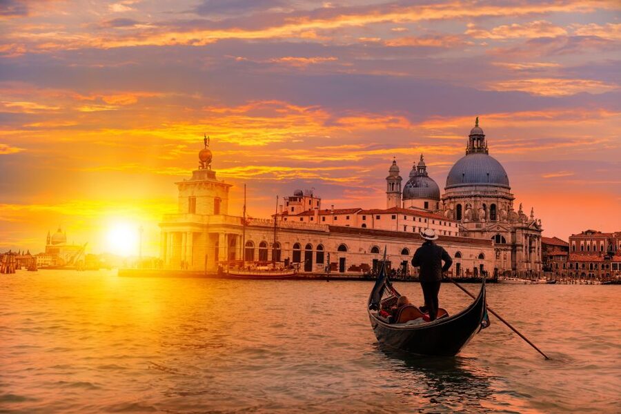 Venice: Gondola Tour under the Bridge of Sighs & Audio Guide - Why The Bridge of Sighs Gondola Route Is a Big Deal