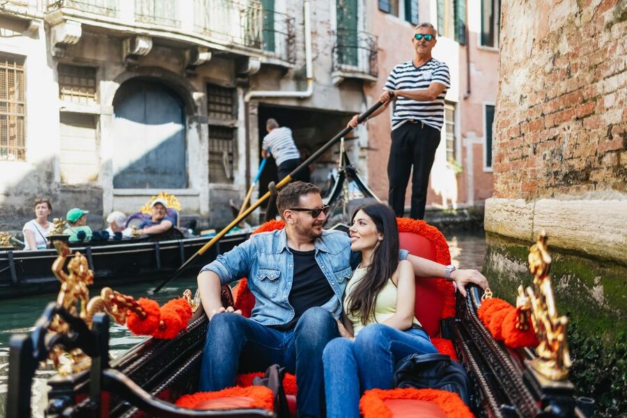 Venice: Grand Canal Gondola Ride with App Commentary - From Teatro La Fenice to the Grand Canal Views You Came For