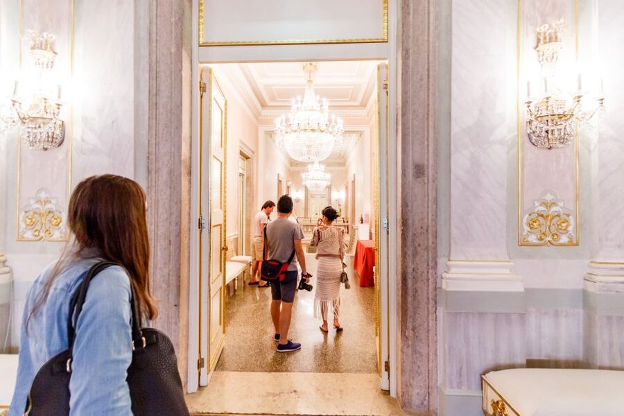 Venice: La Fenice Opera House Entry Ticket with Audio Guide - How long the audio visit takes, and how much time to set aside