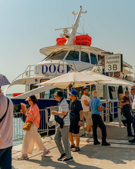 Venice: Murano and Burano Boat Tour with Glass Factory Visit - Price and value: is $34 a good deal for this mix?