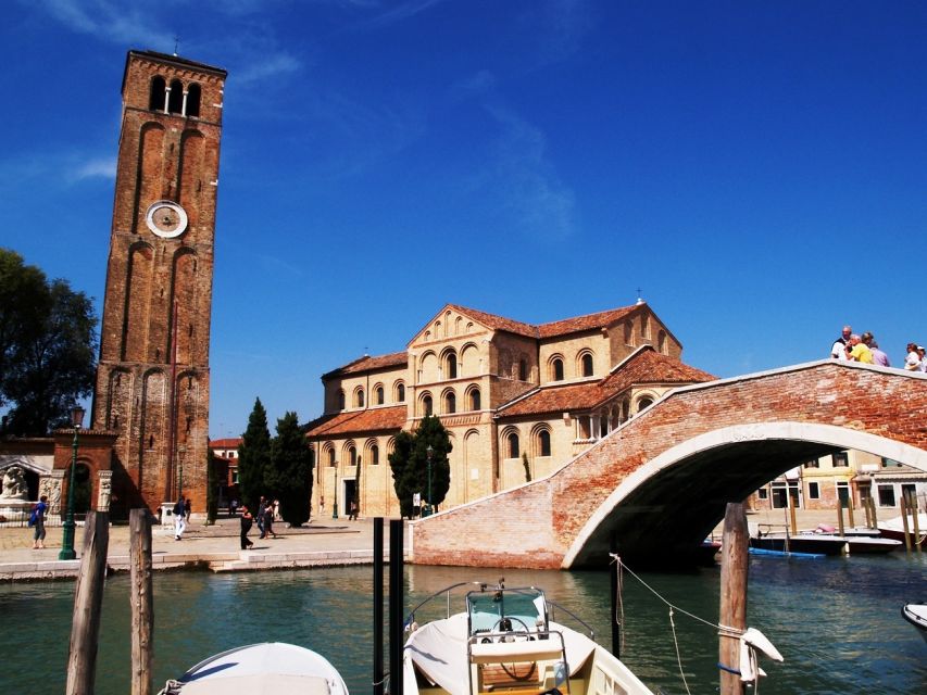 Venice, Murano, and Burano Excursion from Jesolo - Murano free time: cicheto, canal bridges, and craft shops
