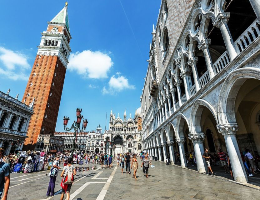 Venice, Murano, and Burano Excursion from Jesolo - The motorboat ride through the Northern Lagoon and the San Marco pause