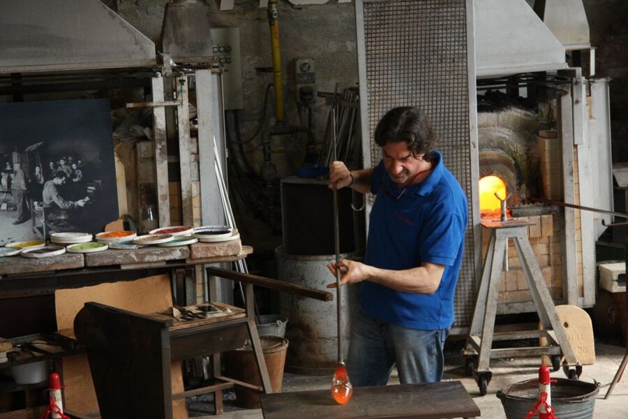Venice: Murano, Burano, Torcello, and Glass Factory Tour - Murano Glass Factory: Live Craft Work, Then Quick Time to Shop