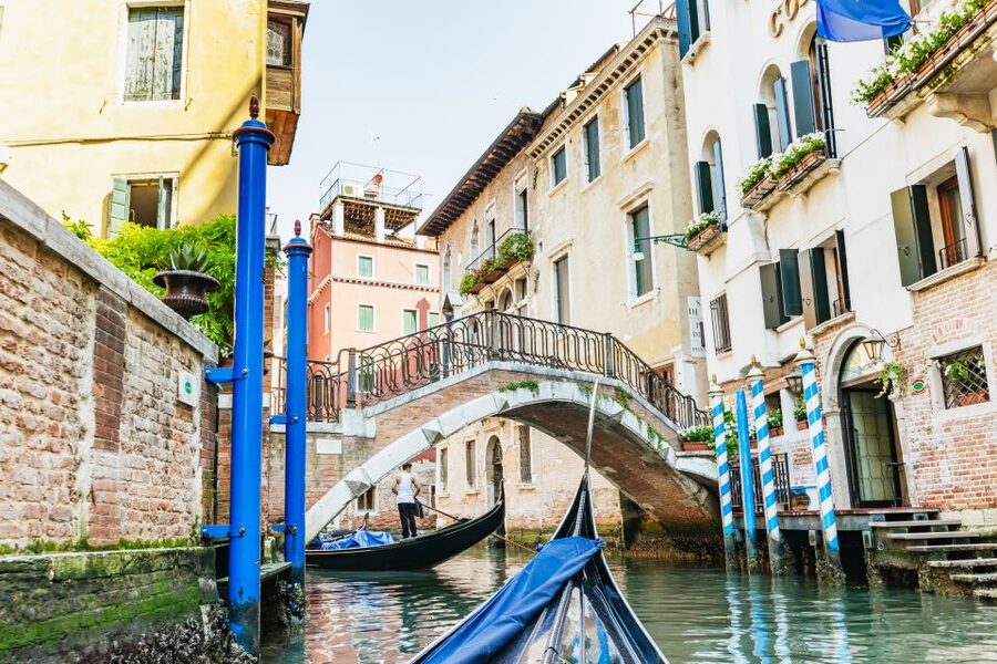 Venice: Private Gondola Ride along Grand Canal - Gondola Gallery: how gondolas are made, plus a virtual twist