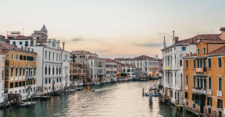 Venice: Private Tour with a Local Guide - Price and Logistics: Is $62.63 per person actually good value?