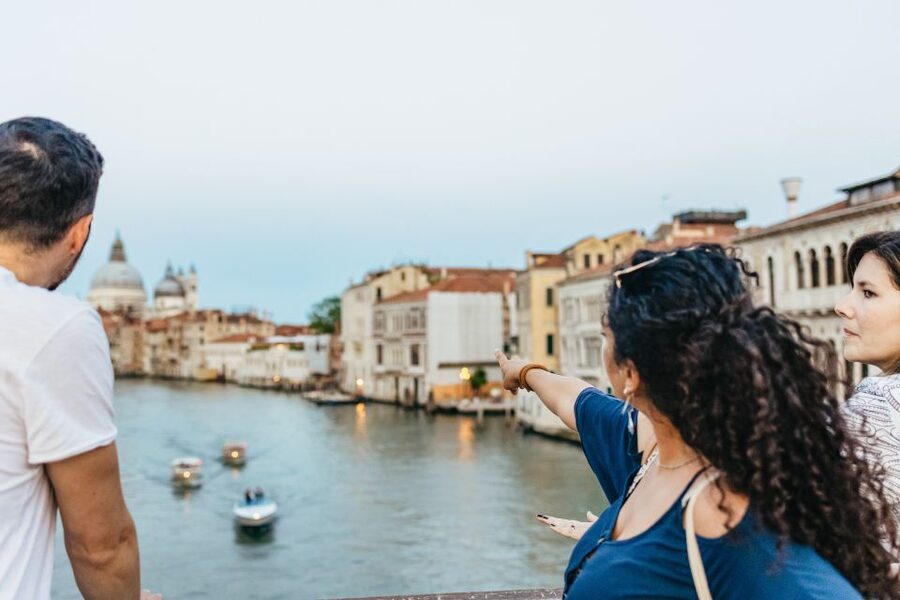 Venice: Private Tour with a Local Guide - Neighborhood orientation: the underrated skill of not getting lost