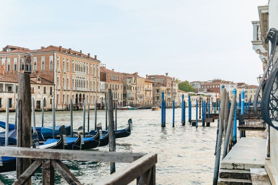 Venice: Private Tour with a Local Guide - Custom routes around the sights you care about