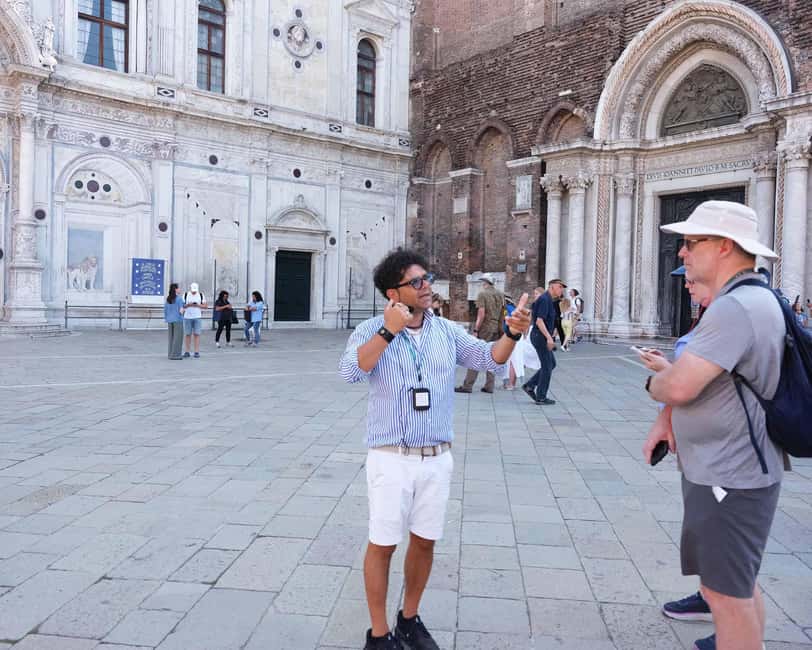 Venice: Rialto Bridge & Offbeat Unusual Venice Walking Tour - Starting Near San Marco: Orientation Without the Main-Square Crush