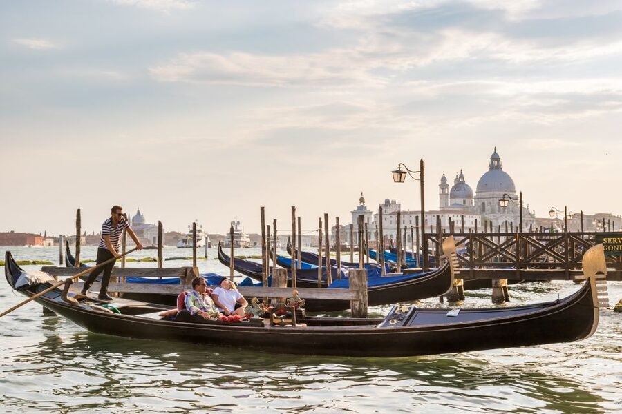 Venice: Shared Gondola Ride Across the Grand Canal - A smart way to time it: crowds, light, and the feel of the canals