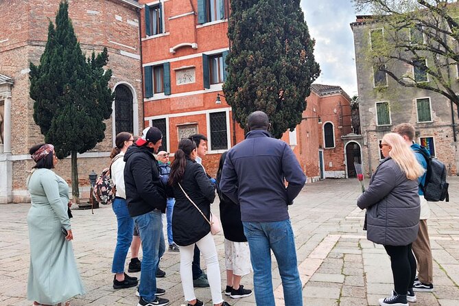 Venice Sightseeing Small Group Walking Tour with a Local Guide - What makes the guide the real core of this tour