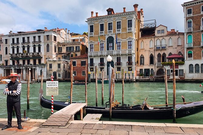 Venice Sightseeing Small Group Walking Tour with a Local Guide - Who should book, and who should skip it