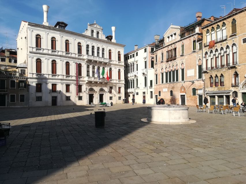 Venice: Sightseeing Tour with a Local expert - Why This 2-Hour Venice Walk Works as a First-Day Plan